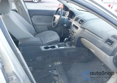 2010 Ford Fusion S from USA, damaged, VIN 3FAHP0GA3AR341042